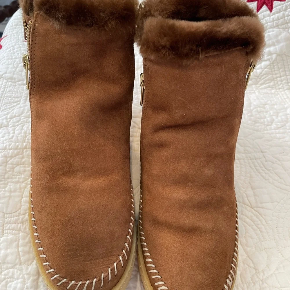 Laidback London Setsu bootie.Suede Ankle Boots with shearling Lining - Picture 1 of 6